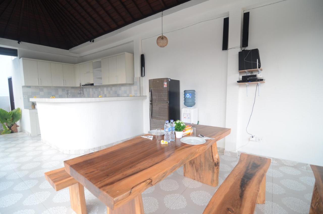 Kusuma Guesthouse 2 Canggu Exterior foto