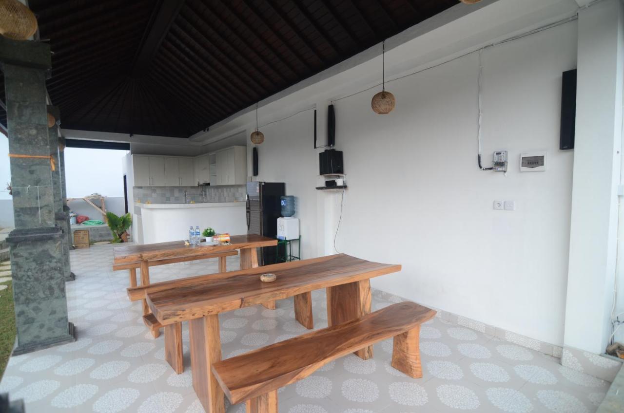 Kusuma Guesthouse 2 Canggu Exterior foto
