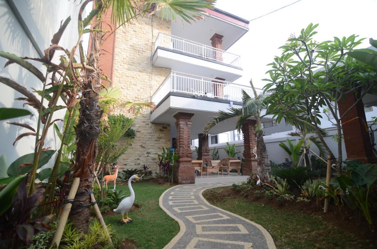 Kusuma Guesthouse 2 Canggu Exterior foto