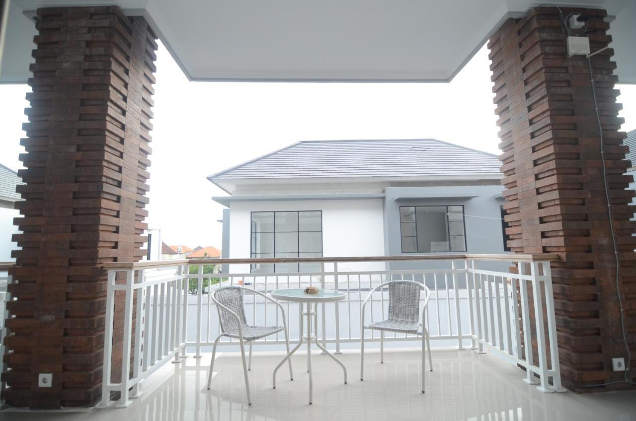 Kusuma Guesthouse 2 Canggu Exterior foto