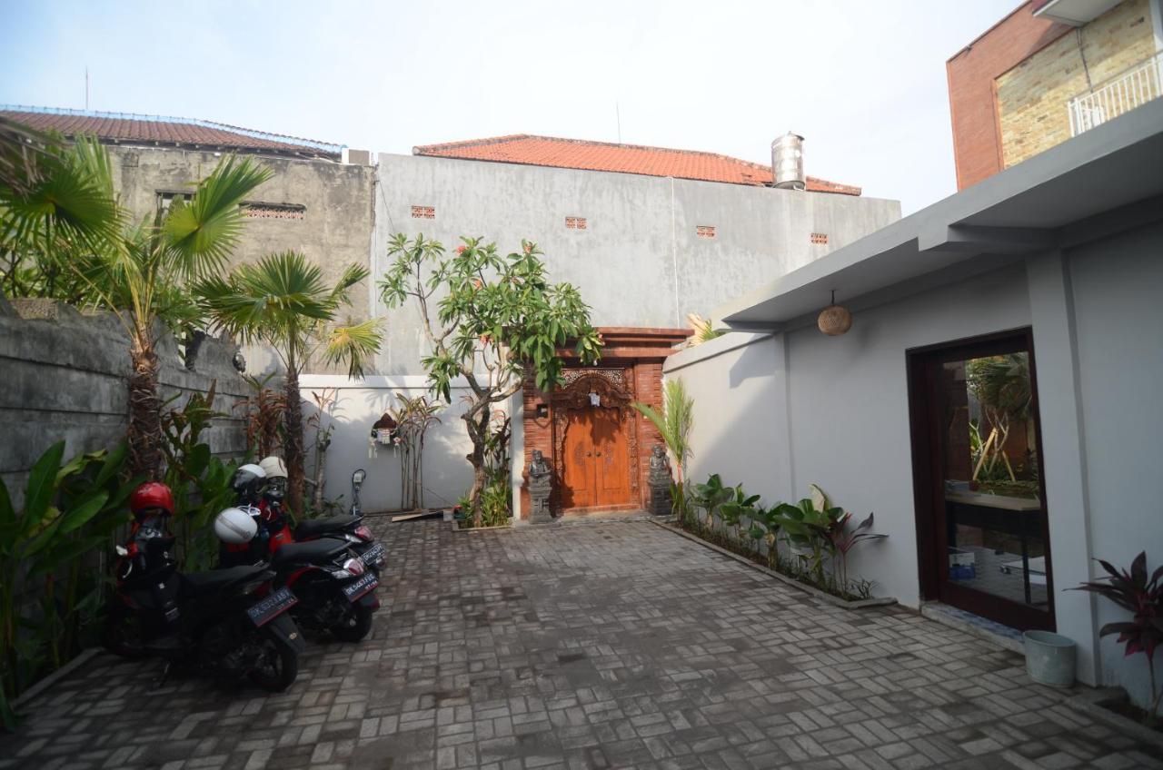 Kusuma Guesthouse 2 Canggu Exterior foto